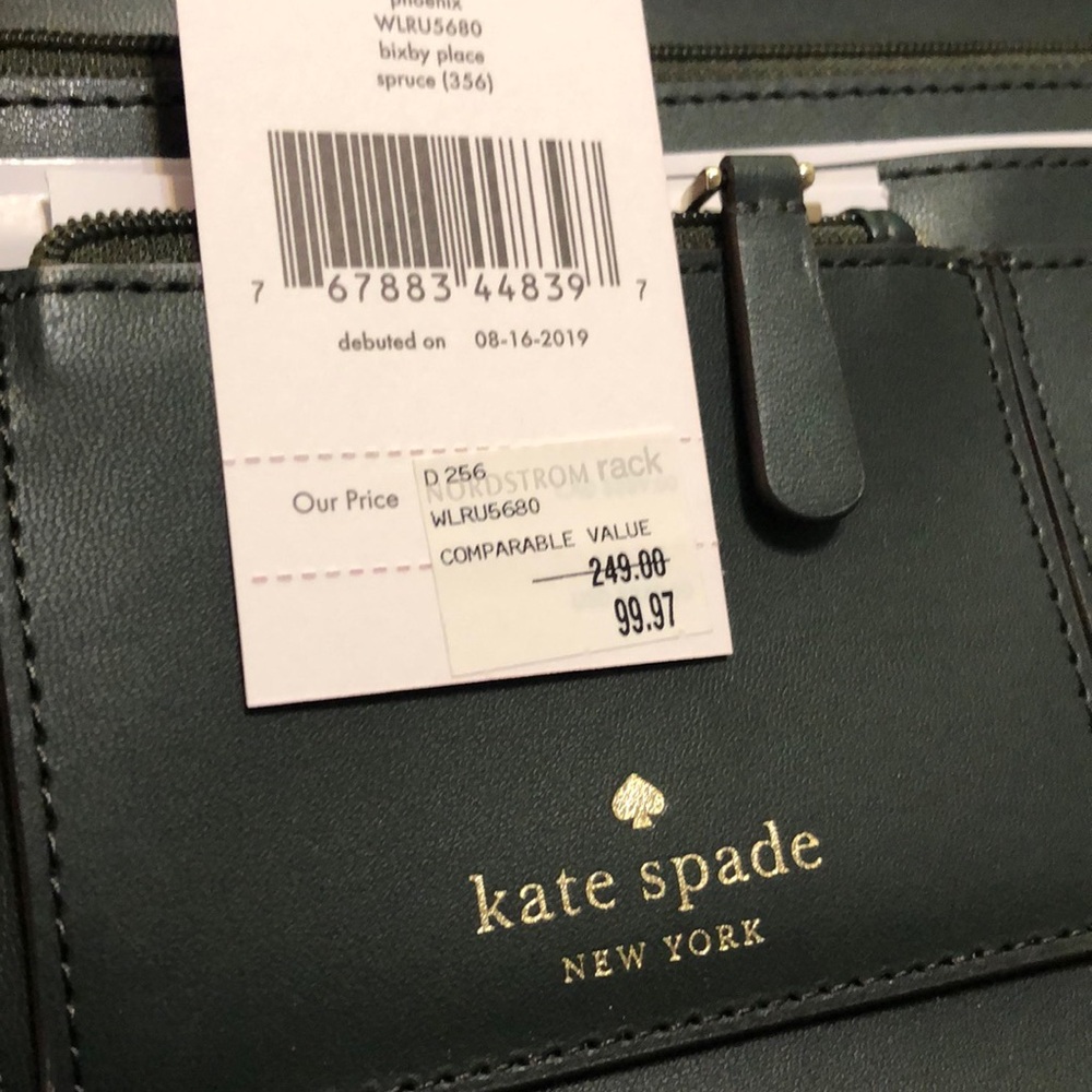 kate spade green patent leather wallet - Picture 12 of 14